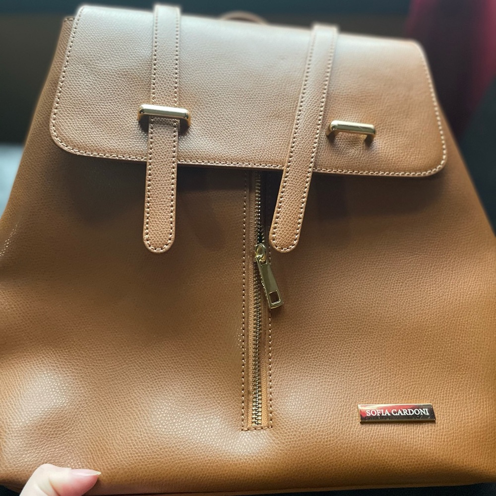 Sofia Cardoni backpack